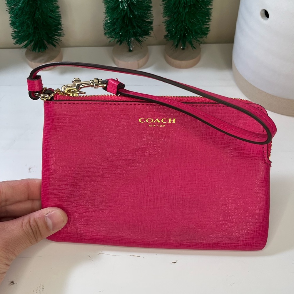 Coach Pink Leather Key Card Zip Wristlet - Picture 1 of 5